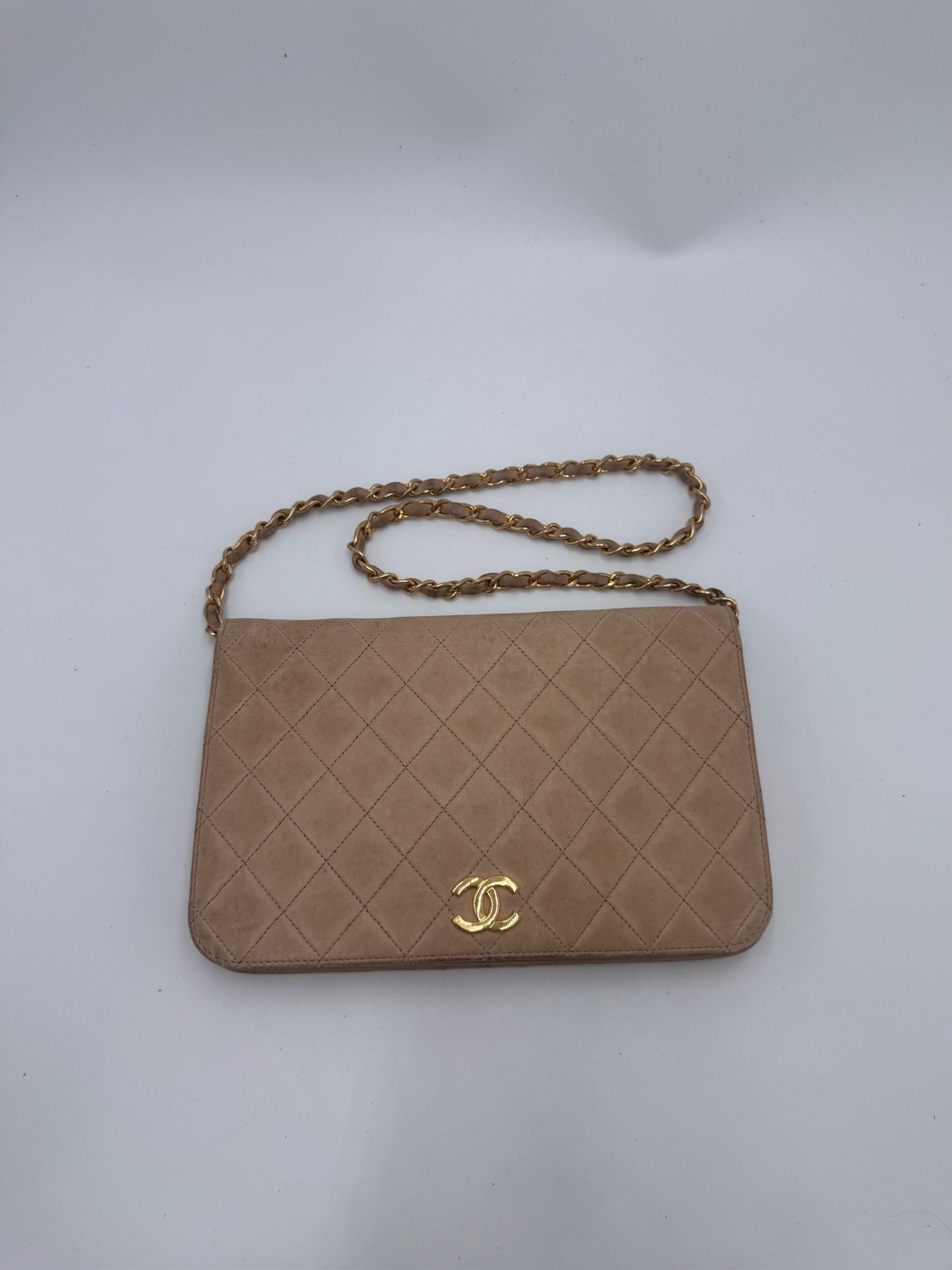 Chanel Lambskin Matelass chain Shoulder Bag