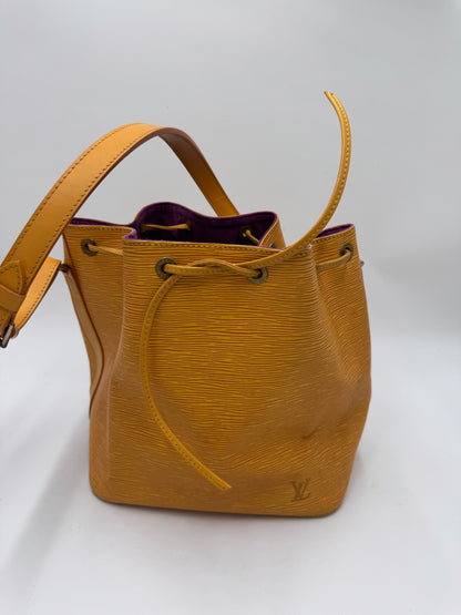 Louis Vuitton Noe Petite in gelb