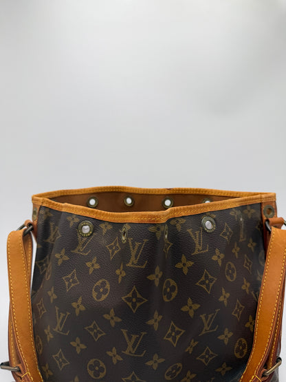 Louis Vuitton Petite Noè monogram