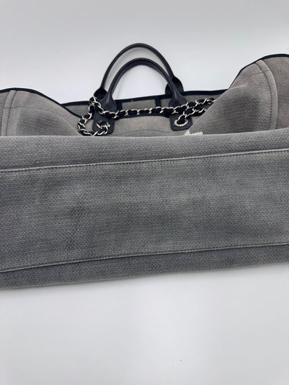 Chanel Deauville GM