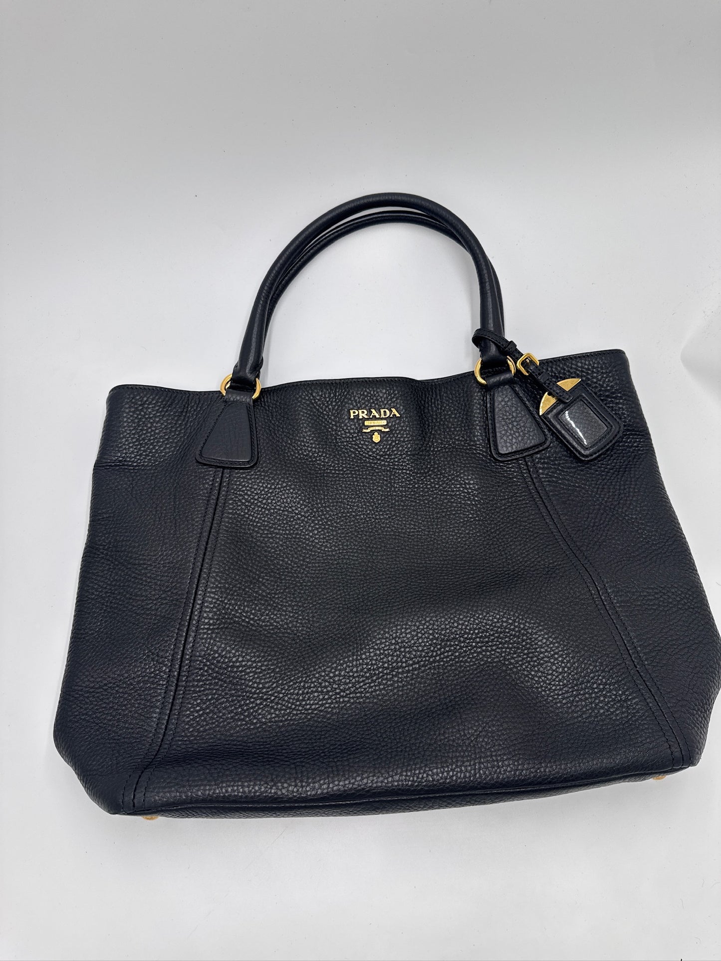 Prada Schultertasche