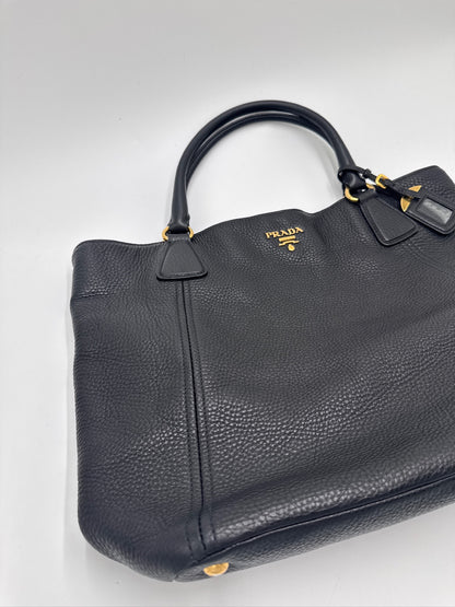Prada Schultertasche