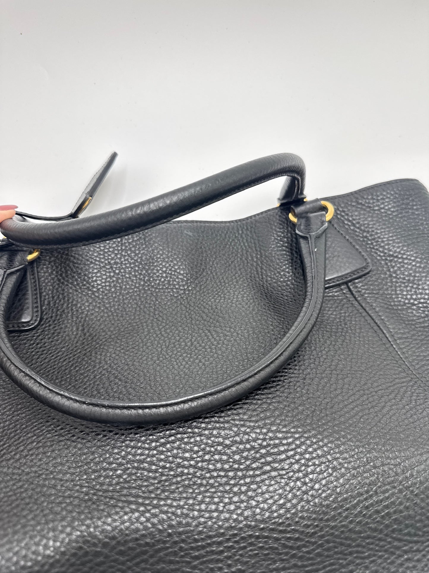 Prada Schultertasche