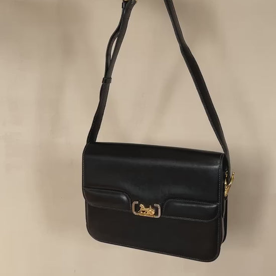 Celine Shoulder Bag Schultertasche in schwarzem Leder, Medium, gutem Zustand
