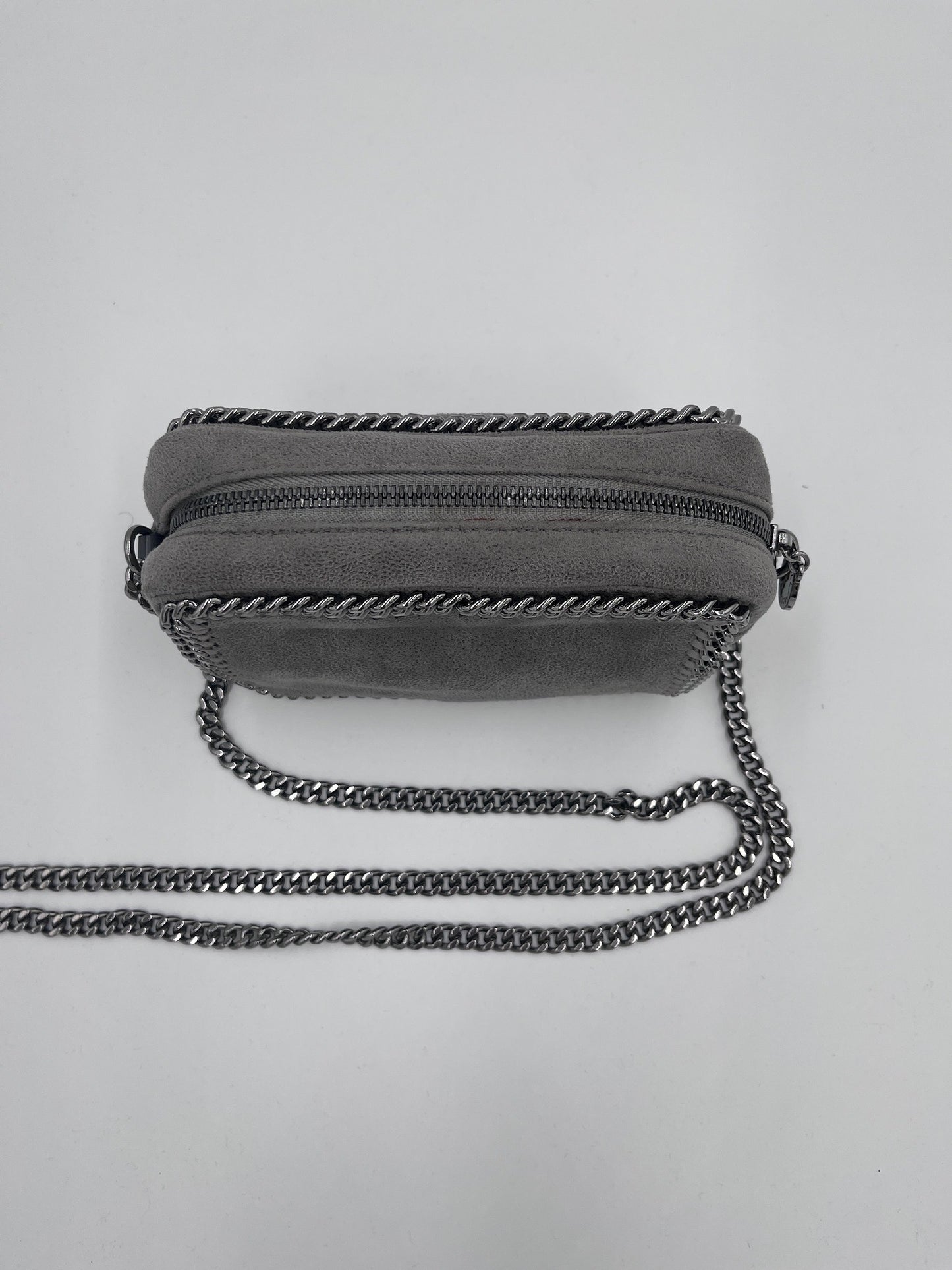 Exklusive Ansicht von Details der luxury secondhand Stella McCartney crossbody falabella (Crossbody).